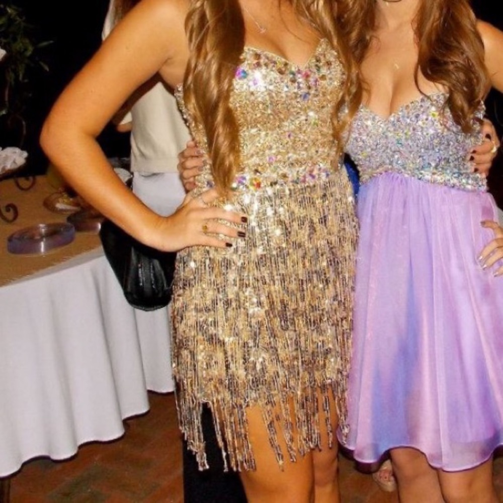 Night Moves Prom Dress - Picture 3 of 4